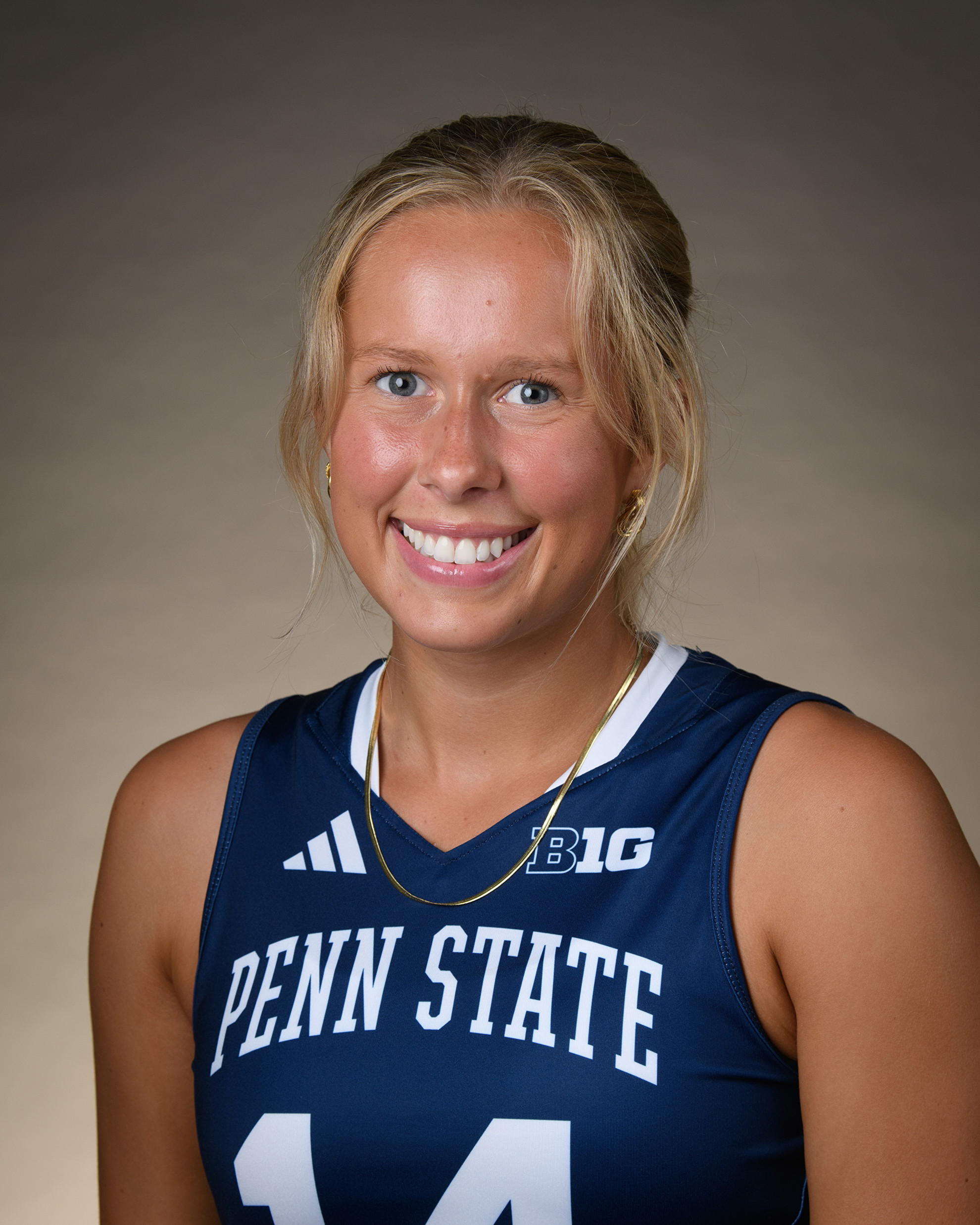 Camryn Standish