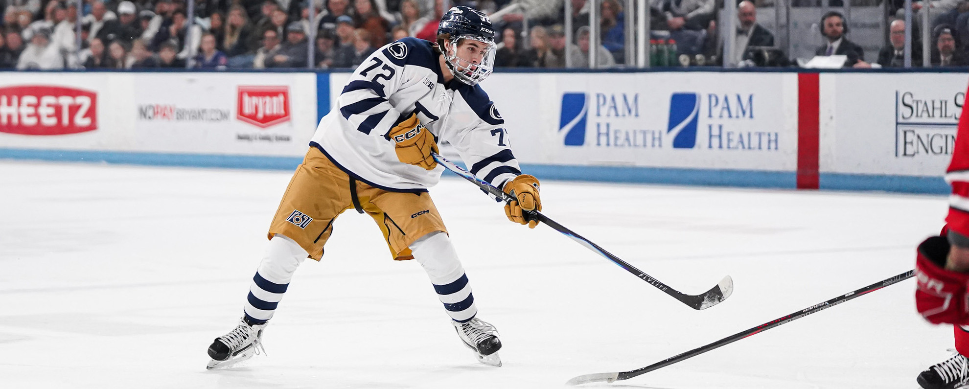 No. 6 Penn State Men’s Hockey Dominates Ohio State 11-4, Records Shattered!