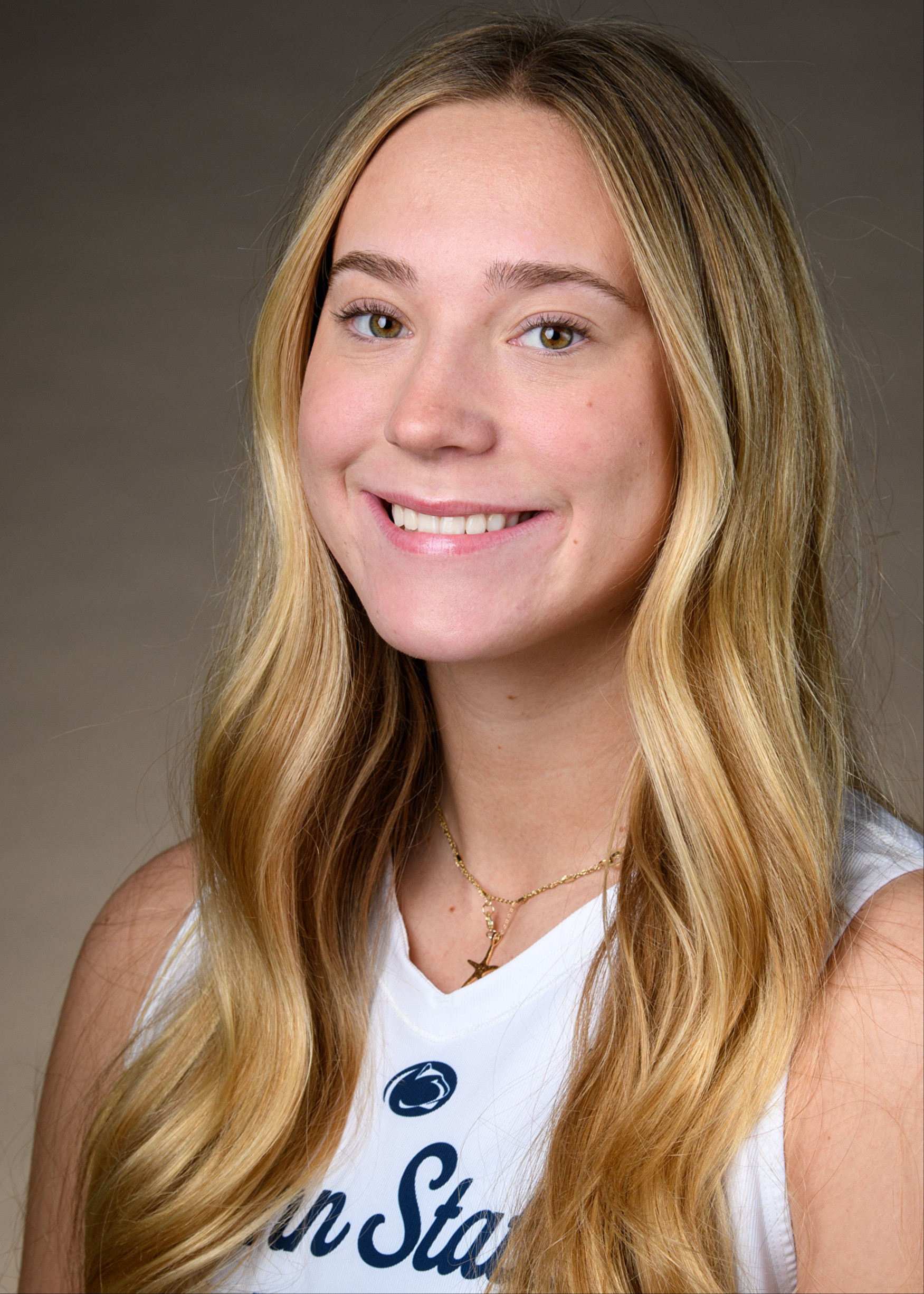 Finley Krystkowiak headshot