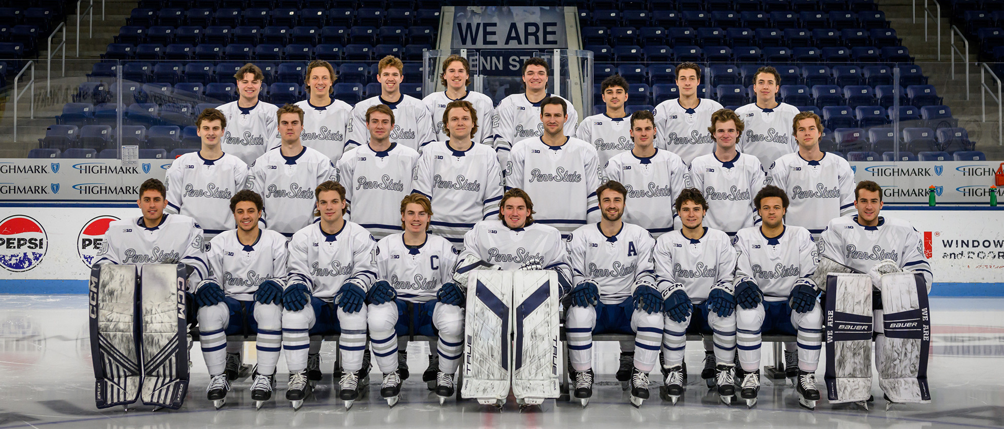 2023-24 Men's Ice Hockey (24-MS) 6561.jpg 2023-24 Men's Ice Hockey