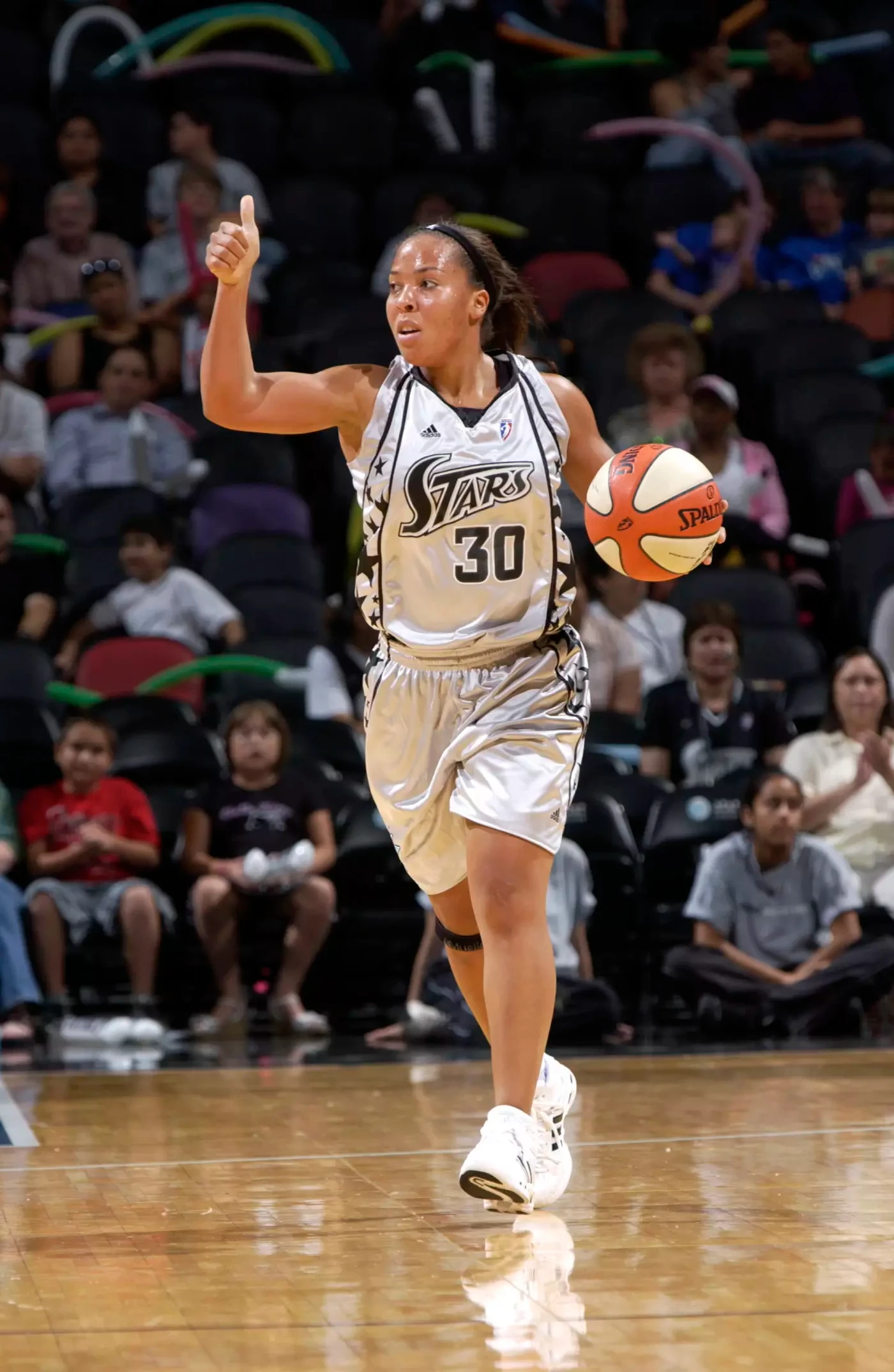 Former Lady Lion Darling & Silver Stars Advance to WNBA Finals 